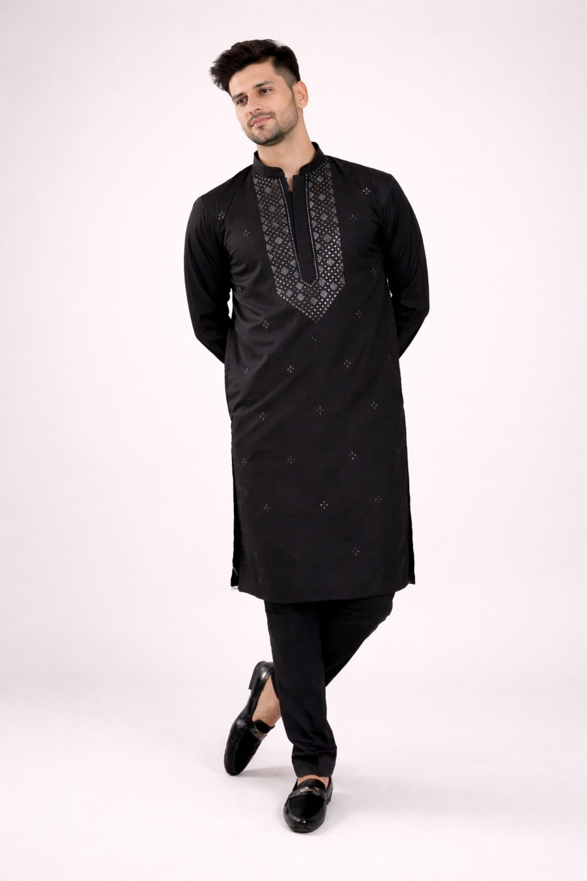 Karvaan Black Giza Cotton Mirror Work with Pant