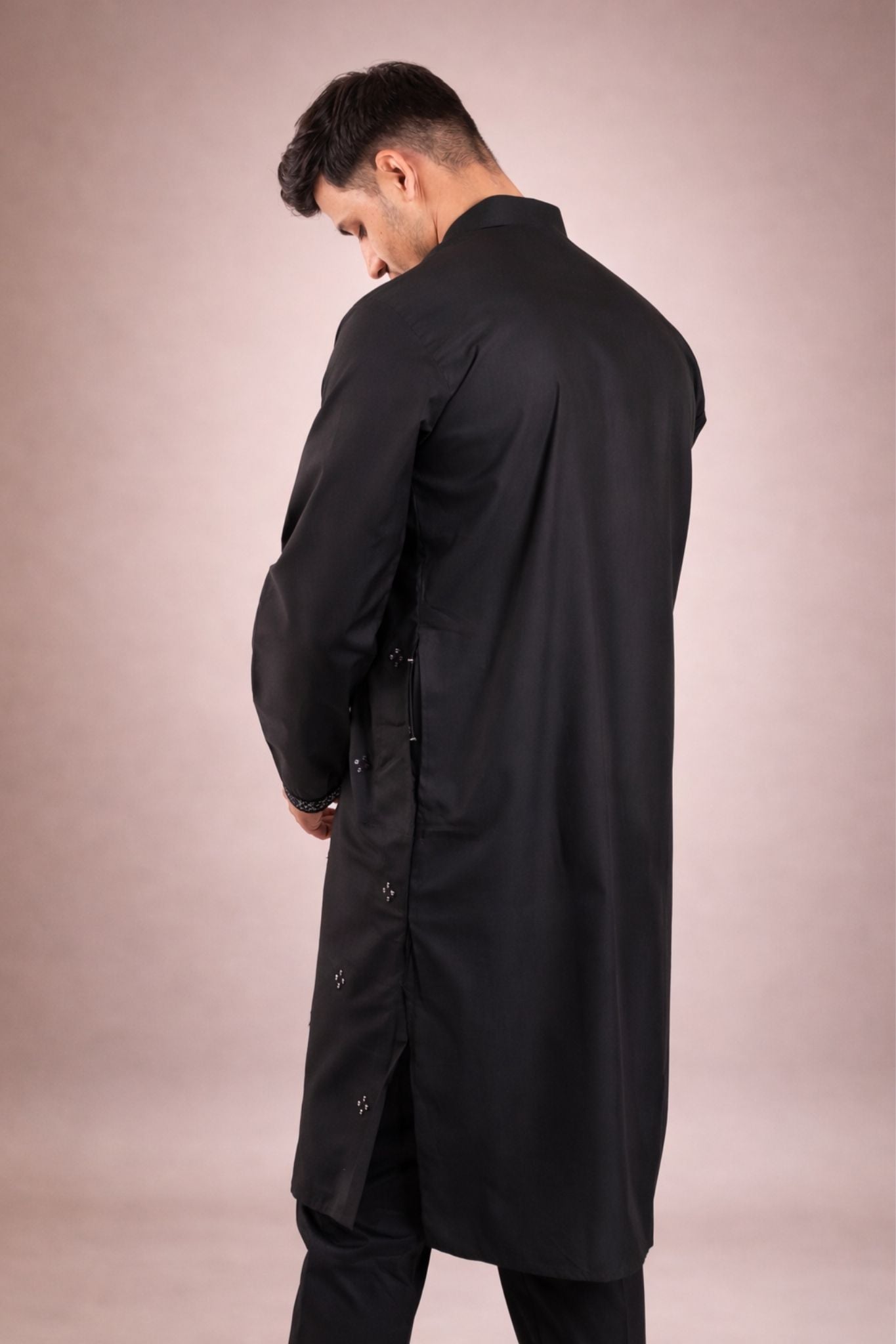 Karvaan Black Giza Cotton Mirror Work with Pant