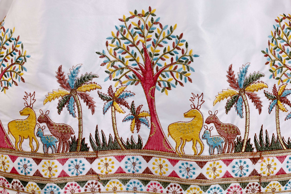 Karvaan Cotton Silk Ethnic Embroidery Daman Work Kurta - Image 4